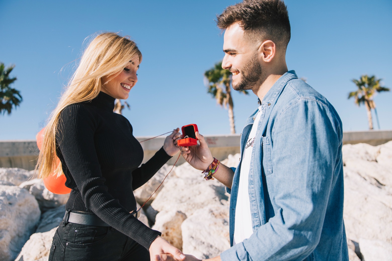 wonderful-couple-getting-engaged