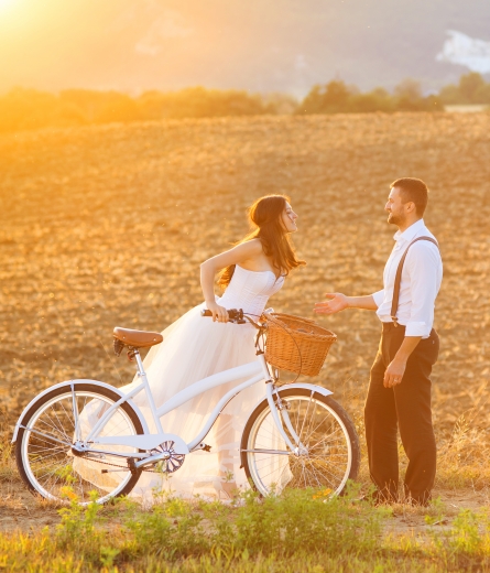 Thinking of Marriage? Opt for Legal Registration or Follow Traditional Ways? | ALUXE Diamond