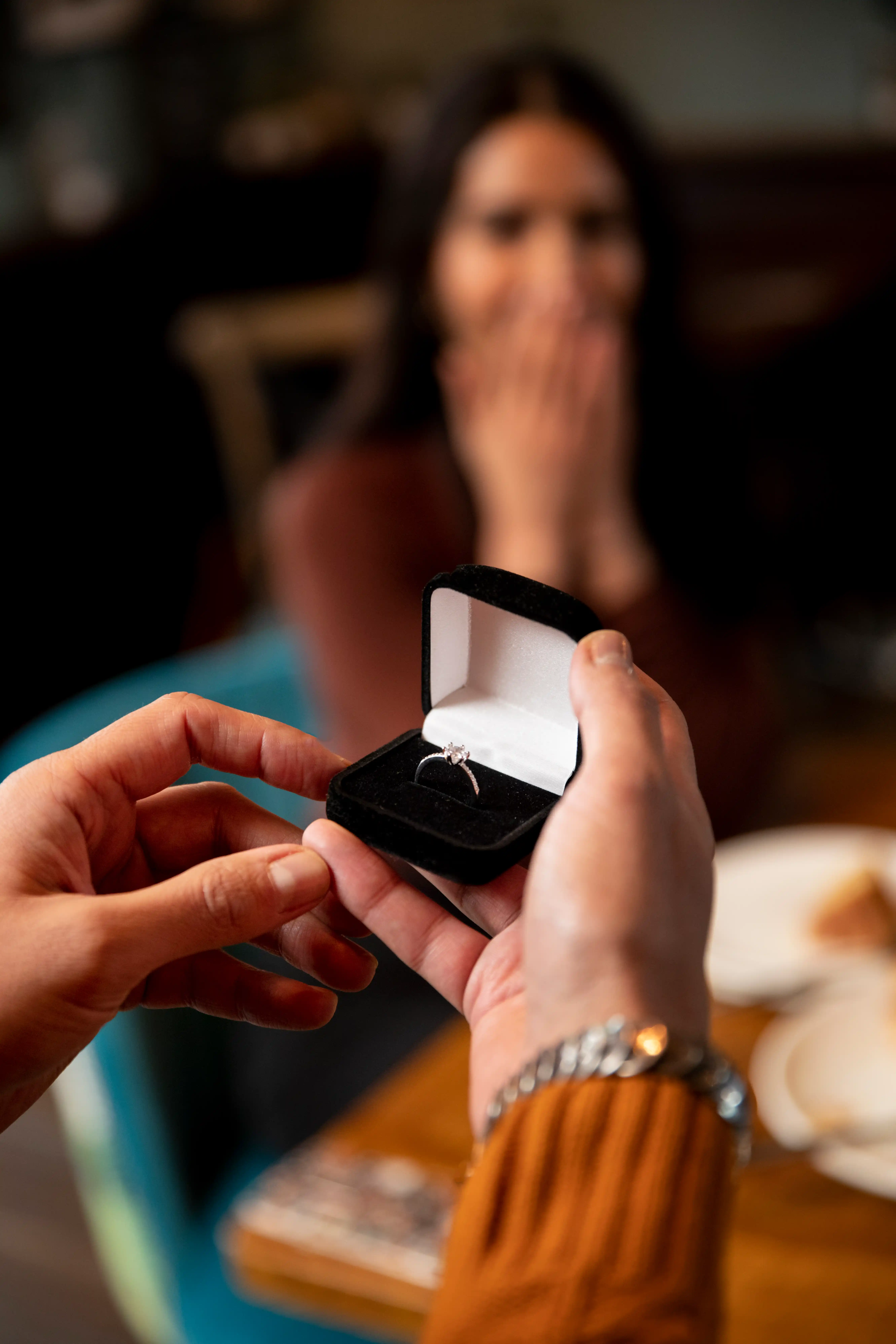 Planning to Propose? Do These 5 Things to Make Her Say Yes Instantly!
