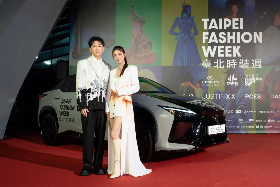 施名帥身穿品牌 HANSEN ATELIER 以及配戴 ALUXE亞立詩珠寶與朱芷瑩 身穿品牌 Horse Lai 以及配戴 ALUXE亞立詩 珠寶亮眼現身紅毯_3