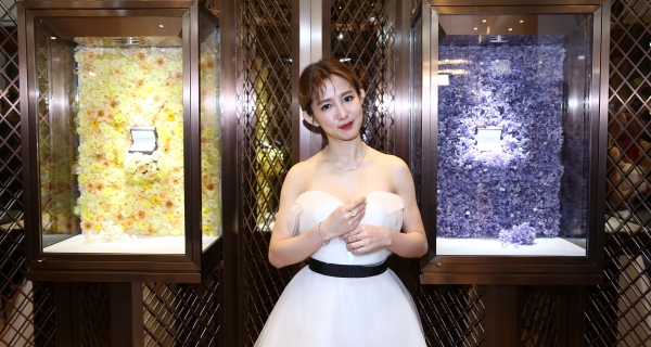 Valentine's Day, diving with Wang Bojie, Guo Shuyao buys diamonds to comfort herself | United News Network