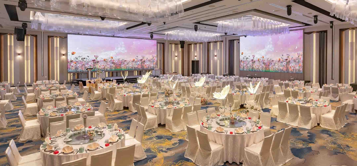 Aluxe Jewellery_3) Images rotating_Grand ballroom (1200x560)